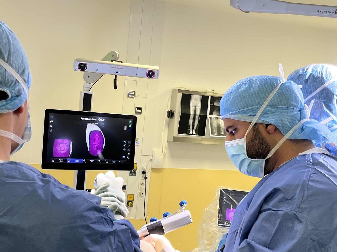 Première dans le bassin cannois : chirurgie orthopédique assistée par ordinateur